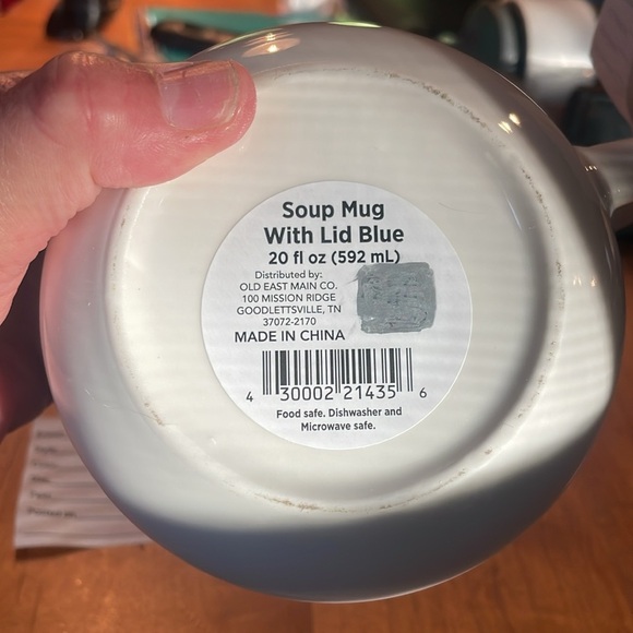 Blue and White Patterned soup Mugs with Lids 20fl oz new (2) - Picture 4 of 4